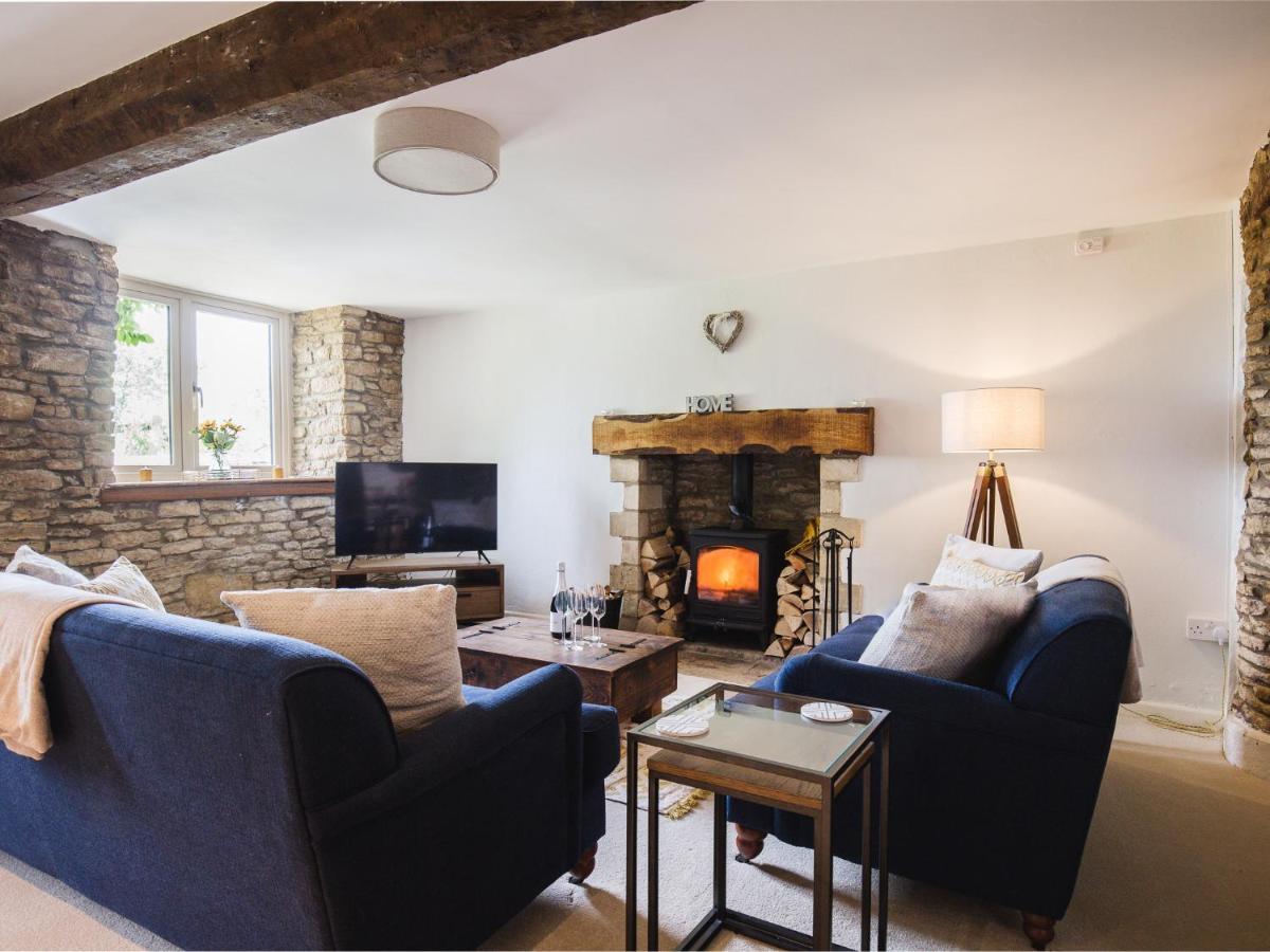 Field View Villa Cirencester Bagian luar foto