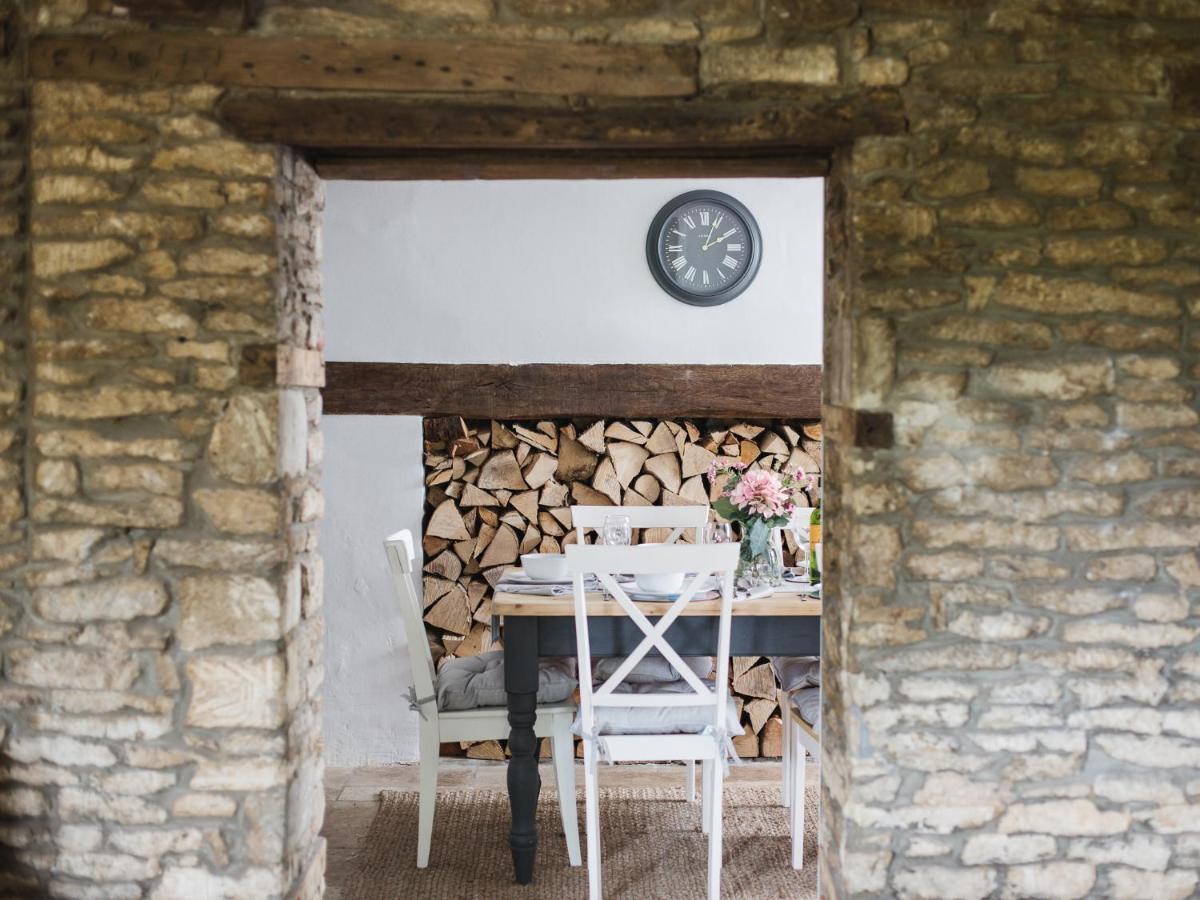 Field View Villa Cirencester Bagian luar foto