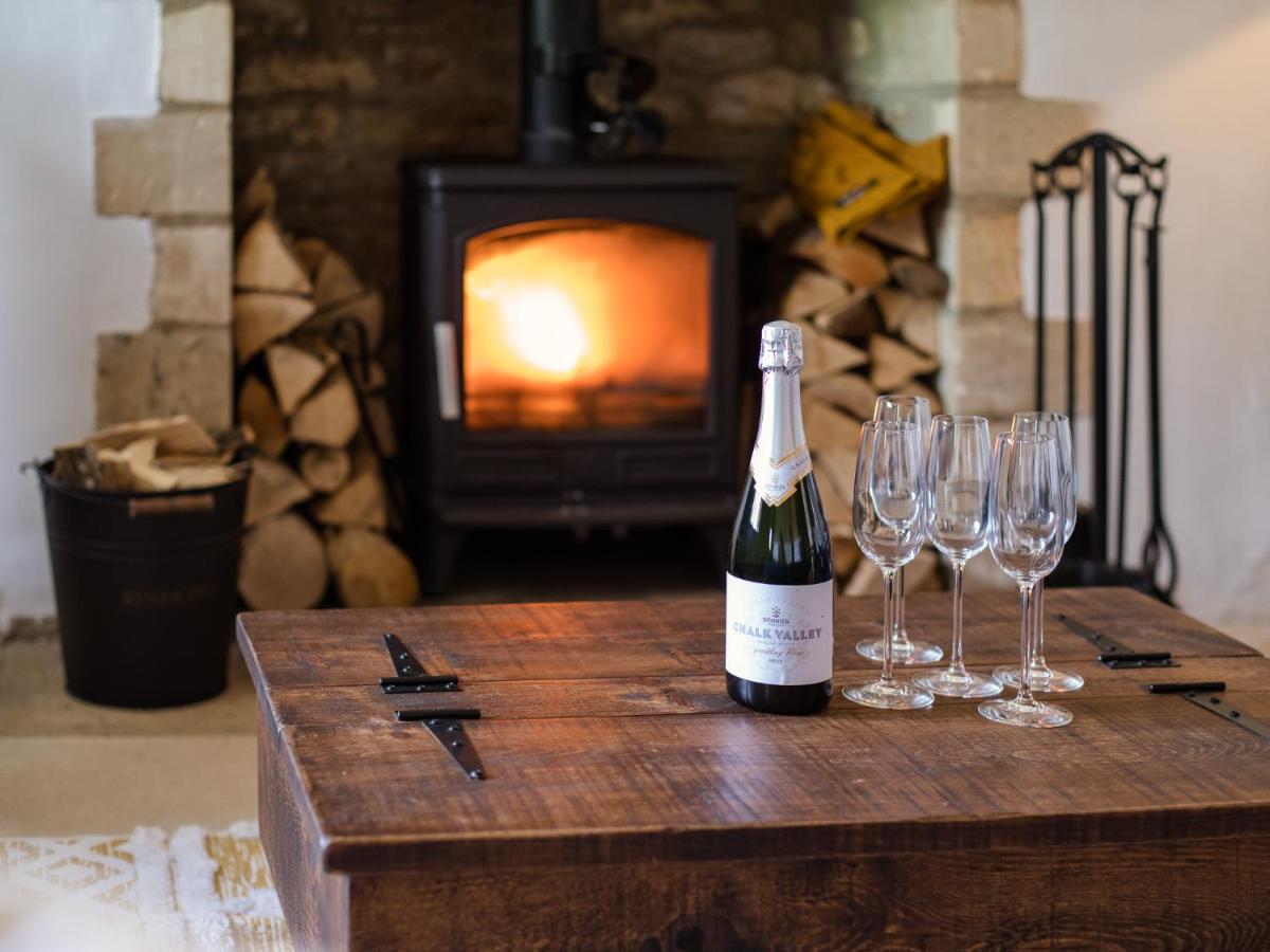 Field View Villa Cirencester Bagian luar foto