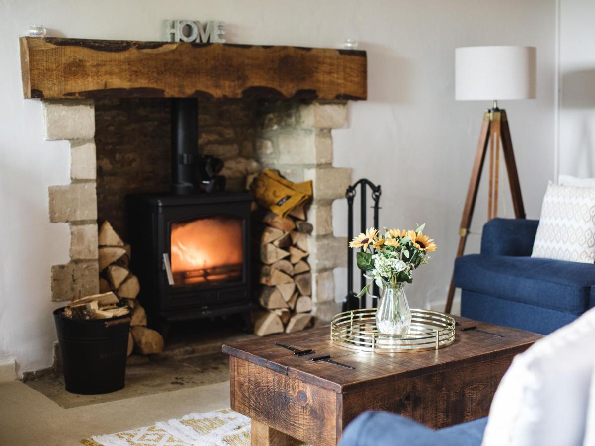 Field View Villa Cirencester Bagian luar foto