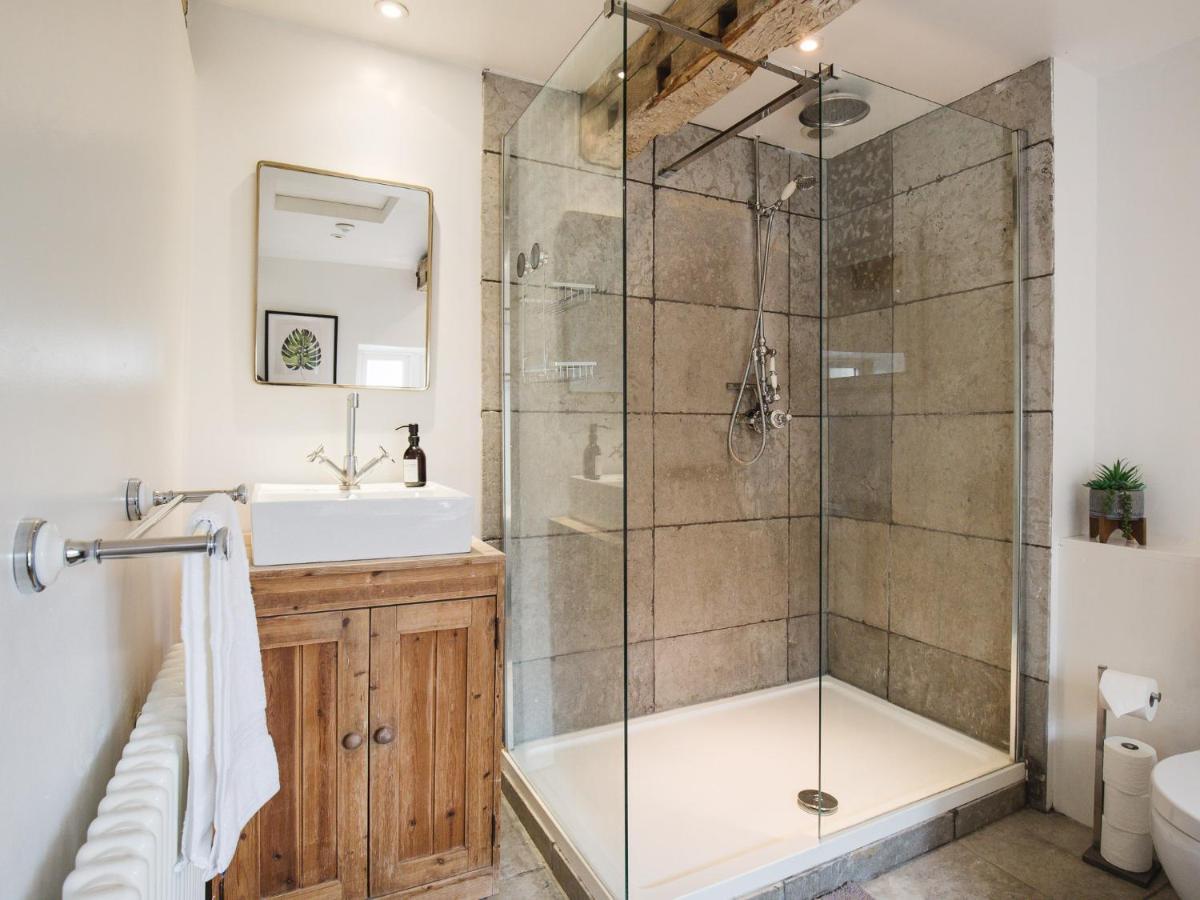Field View Villa Cirencester Bagian luar foto